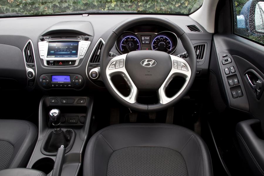  Hyundai ix35 2013 года  (UK) (фото 19 из 93)
